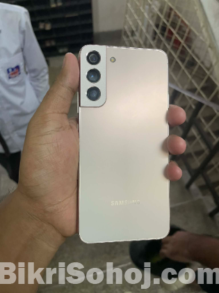 Samsung Galaxy S22 plus